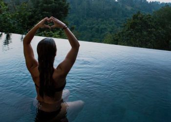 Tatil sezonu açıldı: Havuzlarda enfeksiyon riski