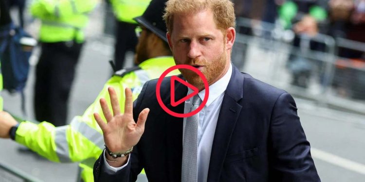 Telefon dinleme davası: Prens Harry 132 yıl sonra mahkemede ifade veren ilk kraliyet ailesi üyesi oldu