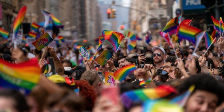 Tüm sosyal medya platformları LGBTİ+’ların güvenliğinde sınıfta kaldı