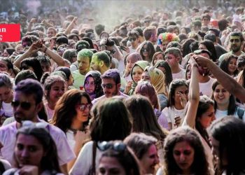 'Türkiye’de gençlerin hayatını kolaylaştıracak politikalar tartışılmıyor’