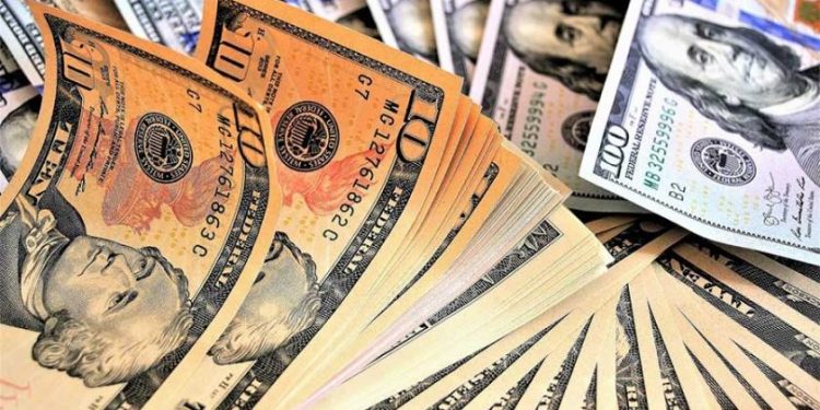 Hazine ve Maliye Bakanlığı, 31 Mart itibarıyla Türkiye'nin brüt dış borç stokunun 475,7 milyar dolar, net dış borç stokunun ise 255 milyar dolar olduğunu açıkladı.