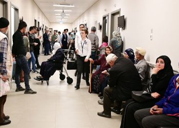 Uzmanı uyardı: En az yılda bir kez göz muayenesi yaptırılmalı