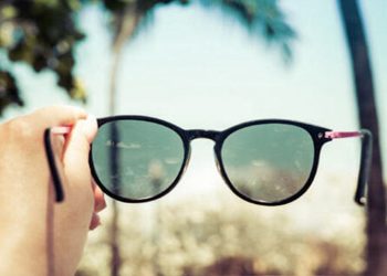 Uzmanı yaza özel uyardı: Sahte güneş gözlüğü takmak yerine hiç gözlük takmayın