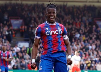 Wilfried Zaha'dan Fenerbahçe'ye yeşil ışık