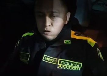 Yakalanacağını anlayan polis, rüşvet parasını yutunca hastanelik oldu