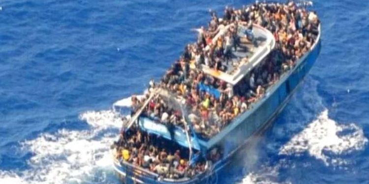 Yunanistan'daki göçmen faciası: Ölü sayısı 79'a yükseldi, batan teknede 100'e yakın çocuk da vardı