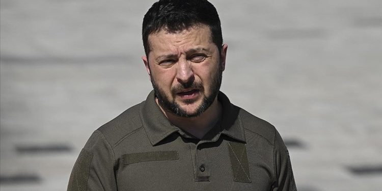 Zelenskiy, Ukrayna'nın karşı saldırıya geçtiğini doğruladı