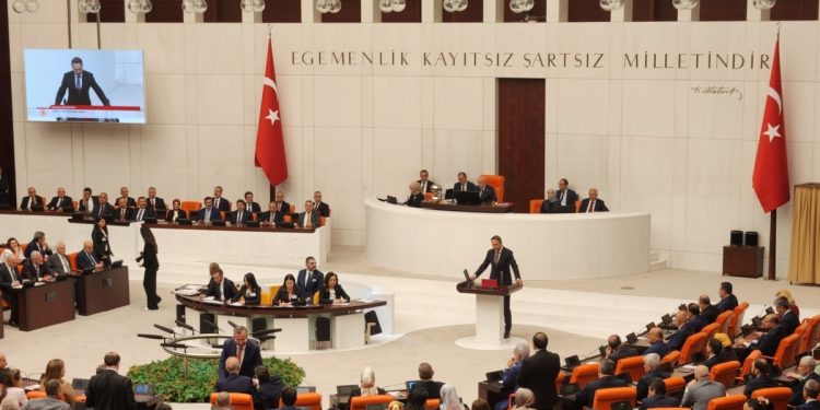 Vergiler hem AYM’nin hem de TBMM’nin gündeminde