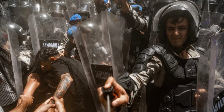 Akbelen’de onlarca gözaltı