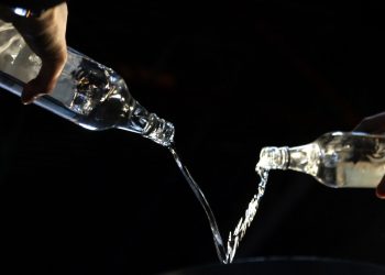 1 litre rakıda vergi 449 liraya çıktı