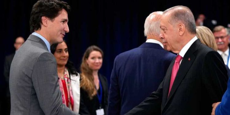 Kanada, Türkiye’nin İsveç kararı sonrası ‘İHA yasağını’ kaldırmak için görüşmeye başladı