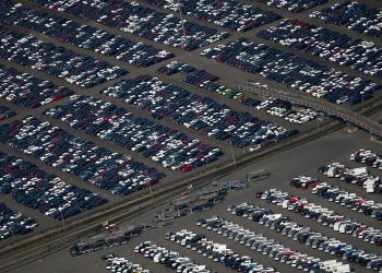 Avrupa’da en pahalı araç Türkiye’de