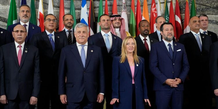 İtalya Başbakanı Meloni: Yasa dışı göçmen akışı tüm ülkelere zarar veriyor