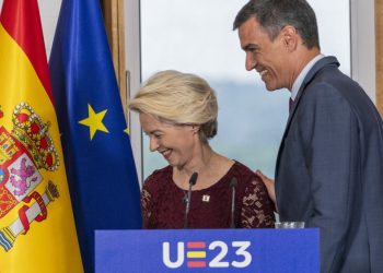 Von der Leyen: Ukrayna, Moldova ve Batı Balkanların yönü AB’ye tam üyelik