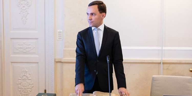 Finlandiya’da sağ koalisyon hükümetinde yine ırkçı söylem tartışması