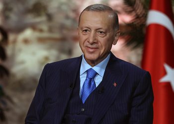 14 yaşındaki çocuğa ‘cumhurbaşkanına hakaret’ ettiği suçlamasıyla 5 ay hapis cezası