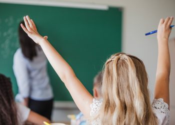 15 Temmuz’da öğretmenlere ‘sela’ nöbeti