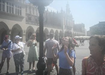 2023, kayıtlardaki 'en sıcak yıl' olma yolunda: Çanlar 2024 için çalıyor