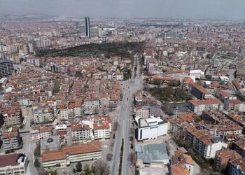 4 bin nüfuslu mahalleye sekizinci cami