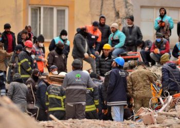 51 kişi ölmüştü: Depremde yıkılan Furkan Apartmanı soruşturmasında altı kişiye dava