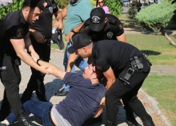 Adana’da 18 kişi darp edilerek gözaltına alındı