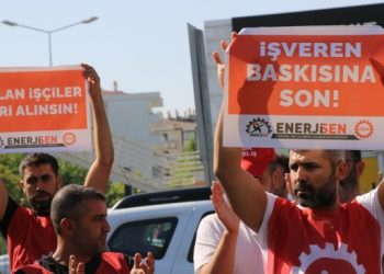 Eylemdeki DEDAŞ işçileri: Mücadeleye devam edeceğiz