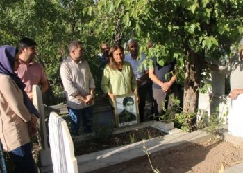 Çetin Abayay mezarı başında anıldı