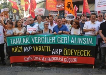 İzmir Emek ve Demokrasi Güçleri’nden zam tepkisi