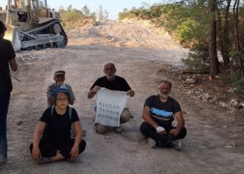 Akbelen’de kesim ekipleri engellendi