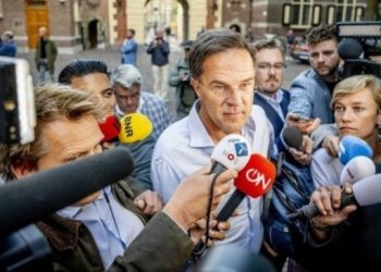 Hollanda’da hükümet düştü