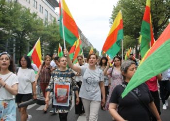 Avrupa kentlerinde tecride karşı eylem