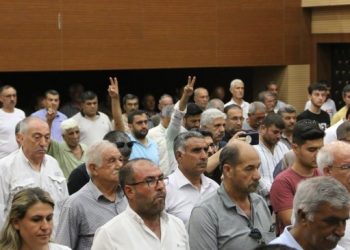 Halk toplantısı: Tecrit kırılmadığı için sorunlar doğuyor