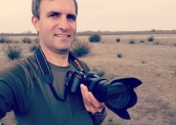 İran’daki basın toplantısında soru soran fotoğrafçı tutuklandı