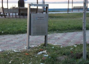 AKP’li Tuşba Belediyesi sahil parkını çöplüğe dönüştürdü