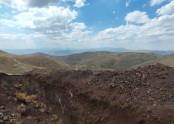 Askerlerin açtığı hendeğe düşen 139 koyun öldü