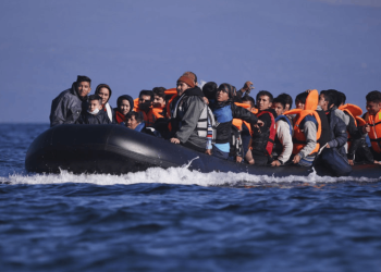 AB ile Tunus arasında anlaşma: Göçmeni tut parayı al
