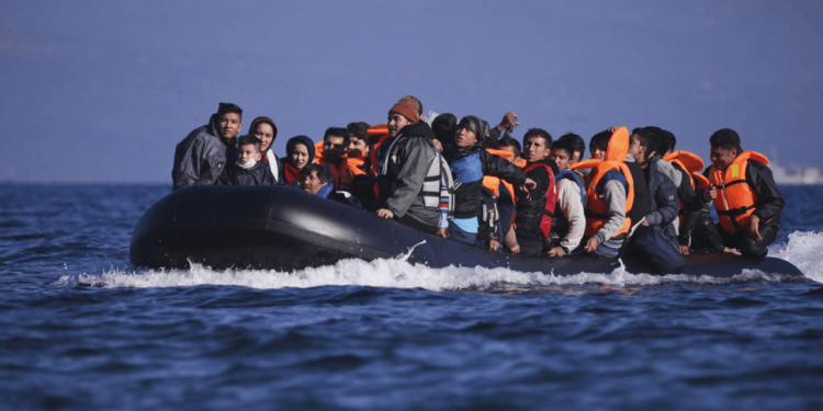 AB ile Tunus arasında anlaşma: Göçmeni tut parayı al