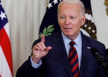 ABD Başkanı Biden Ukrayna'ya misket bombası verme kararını savundu: Rusya'dan 'savaş suçu' çıkışı geldi