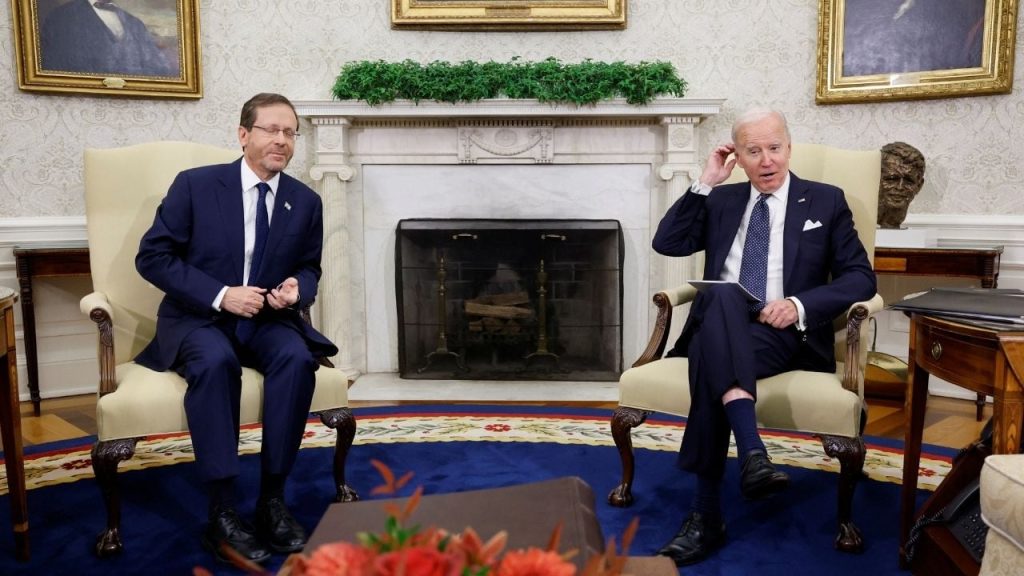 ABD Başkanı Biden ile İsrail Cumhurbaşkanı Herzog ile görüştü