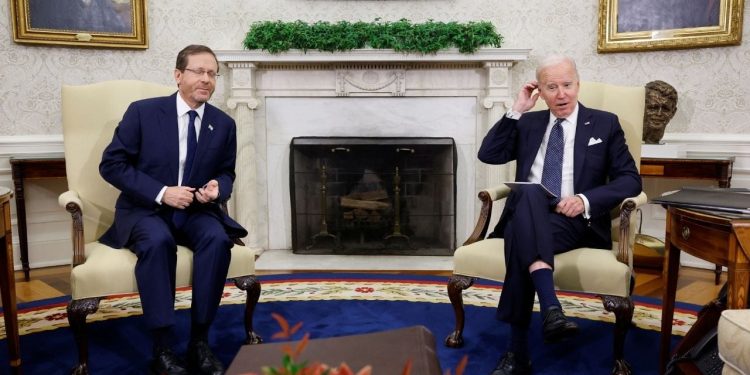 ABD Başkanı Biden ile İsrail Cumhurbaşkanı Herzog ile görüştü