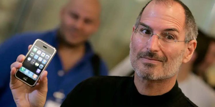 ABD'de açık artırma: iPhone koleksiyoncularının 'kutsal kasesi' 190 bin dolara satıldı
