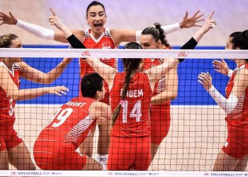ABD'yi deviren Kadın Voleybol Milli Takımı finale yükseldi