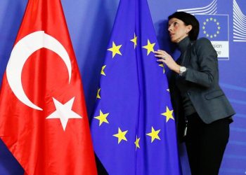 AB'den Türkiye raporu: Birliğe katılım süreci mevcut koşullarda süremez