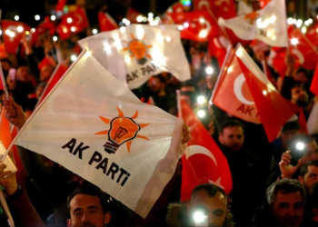 AKP ve MHP yerel seçim hazırlığına başladı: İzmir'de sürpriz olabilir