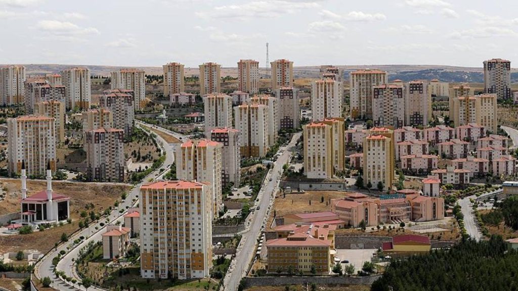 AKP'den İstanbul hazırlığı: Memleketine dönmek isteyene teşvik planı gündemde