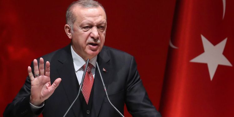”Adaylarını ‘diktatör’ diyerek göndermeye çalışıyorlar”