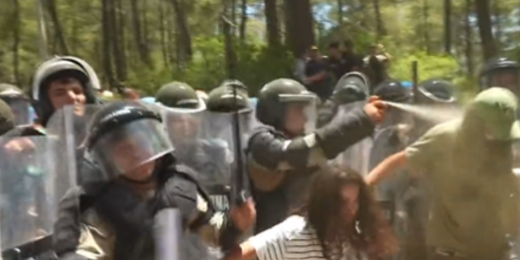 Akbelen'de gazetecilere coplu ve biber gazlı saldırı