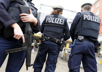 Almanya'da silahlı saldırı: Üç ölü, iki yaralı