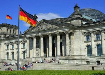 Almanya'da sınır kontrollerinin sıkılaştırılması için çağrı