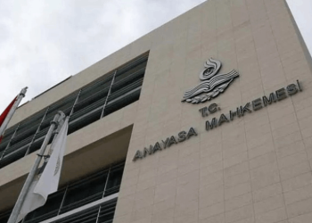 Anayasa Mahkemesi'nden 7 siyasi partiye denetim